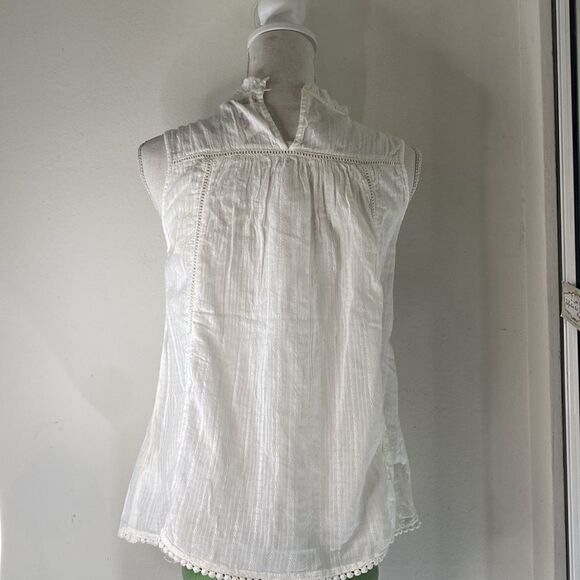 NWT House of Harlow 1960 Dainty Boho Lightweight Sleeveless Off White Top - Picture 3 of 15